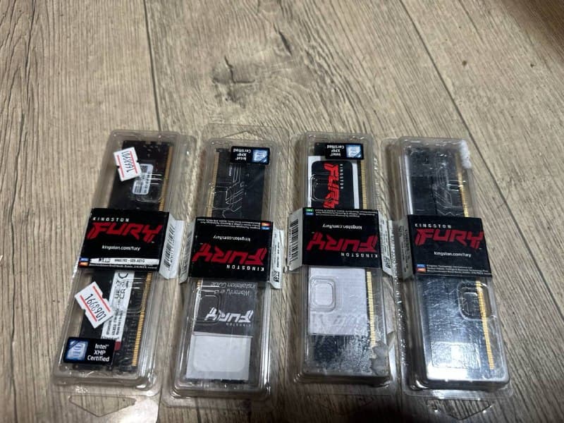 Серверная память DDR5 16ГБ 5600МГц