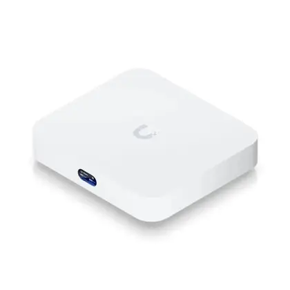 Сетевой шлюз Ubiquiti Cloud Gateway Ultra (UCG-ULTRA)