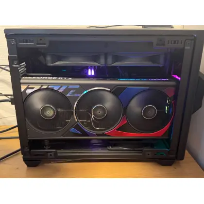 Мощный ПК с OLED-монитором и видеокартой RTX 4070 Ti Super