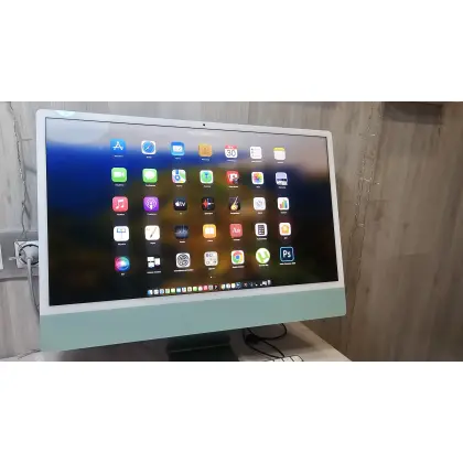iMac 24″ M1 2021 (8 ГБ / 256 ГБ) + клавиатура и мышь