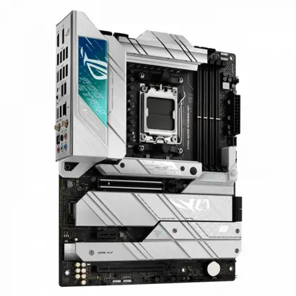 Материнская плата ASUS ROG STRIX X670E-A GAMING WIFI AM5/AMD X670/4xDDR5/4xM.2/2xPCI-E x16, Standard-ATX